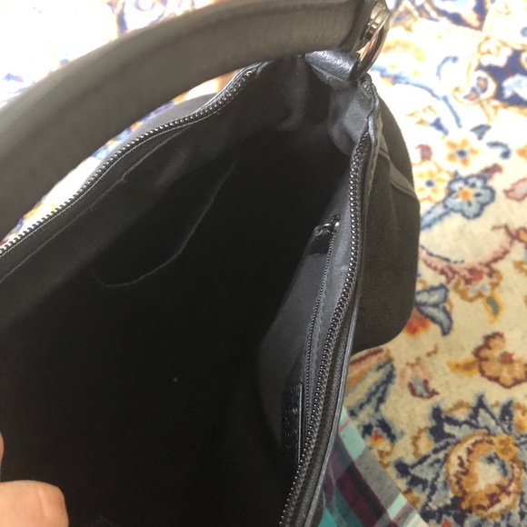 Gucci D-Ring Black Hobo Bag - Picture 5 of 9